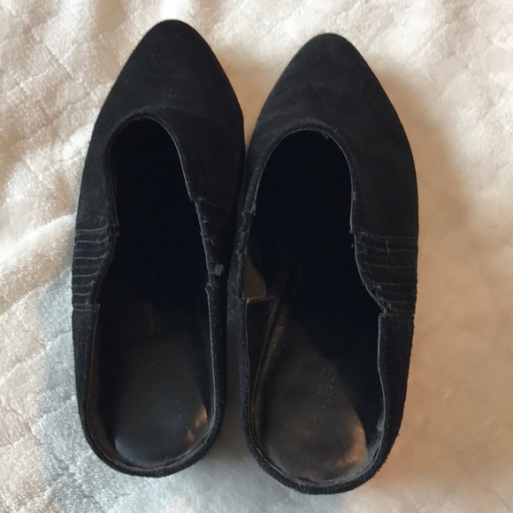 BCBG black suede mules- size 8.5 - Picture 2 of 6